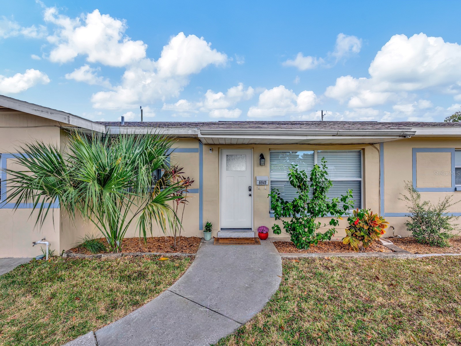 6941 18th Street N Saint Petersburg FL 33702 TB8441522 image1