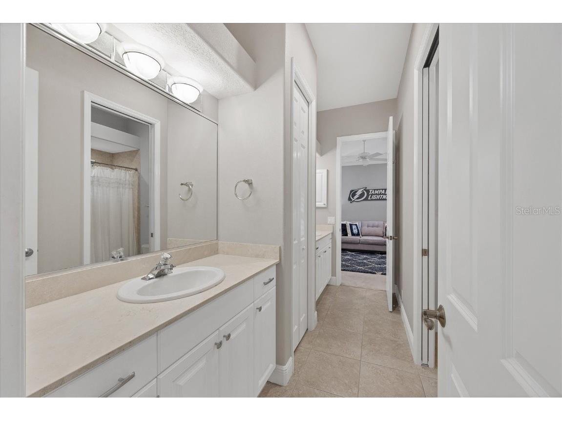 6943 Winners Circle Lakewood Ranch FL 34202 A4663948 image25