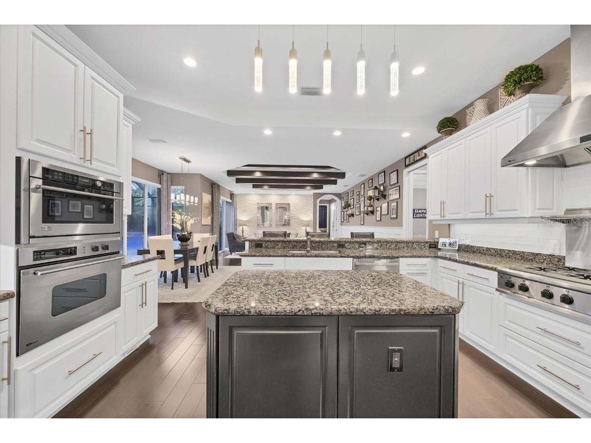 6943 Winners Circle Lakewood Ranch FL 34202 A4663948 image9