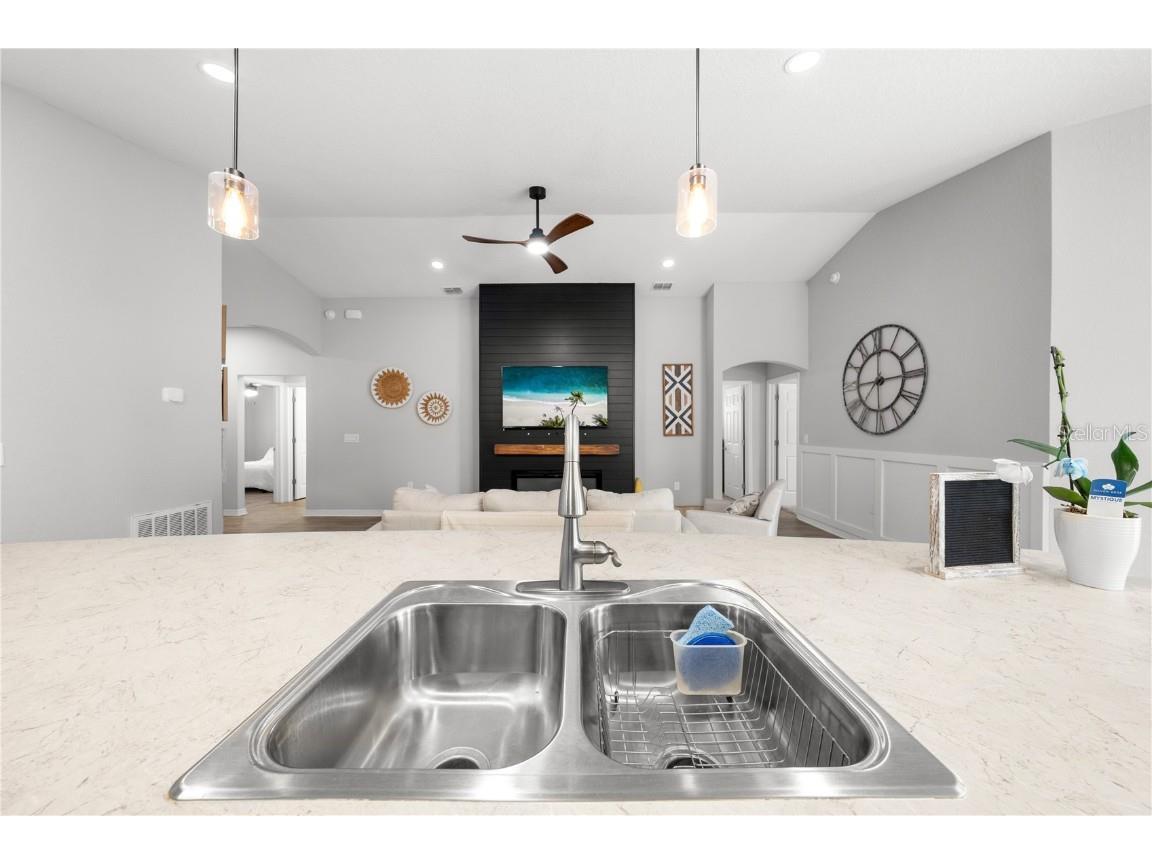 6944 Abbywood Lane Zephyrhills FL 33541 O6329069 image37