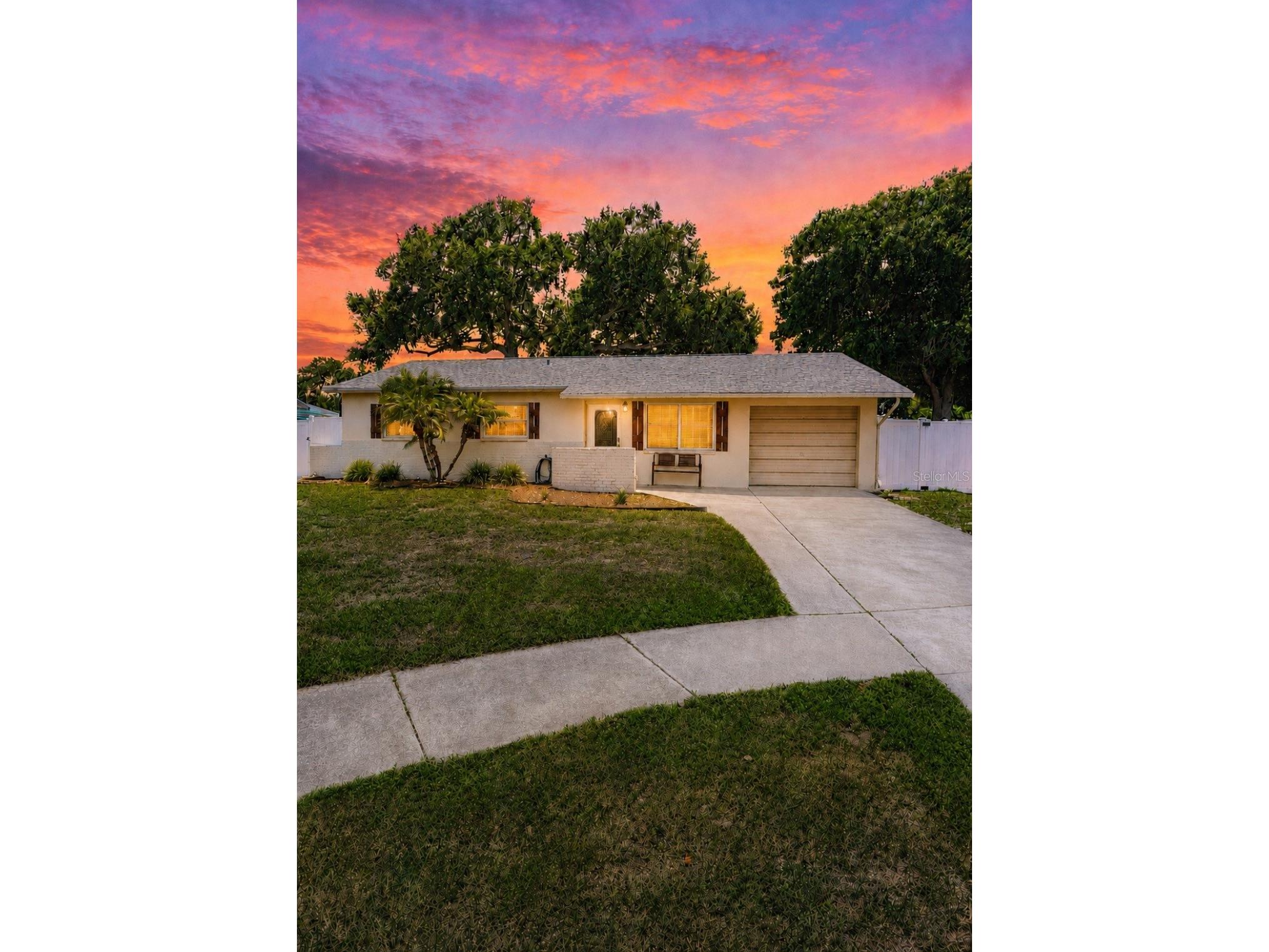 6944 Buhrley Terrace N Saint Petersburg FL 33709 TB8528856 image1