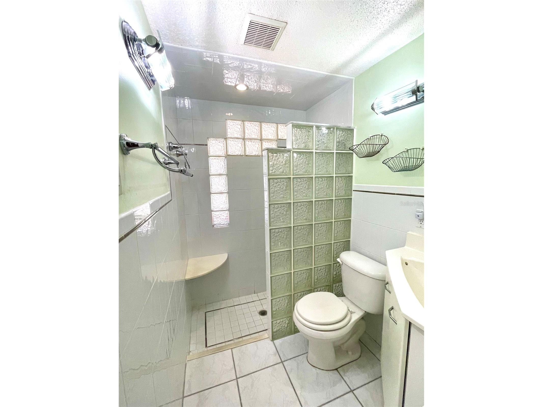 6944 Larchmont Ave New Port Richey FL 34653 A4692383 image13