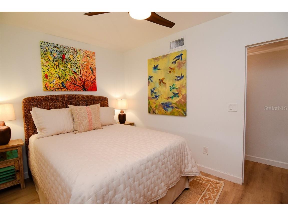 6946 Bougainvilla Avenue S Saint Petersburg FL 33707 TB8438518 image19