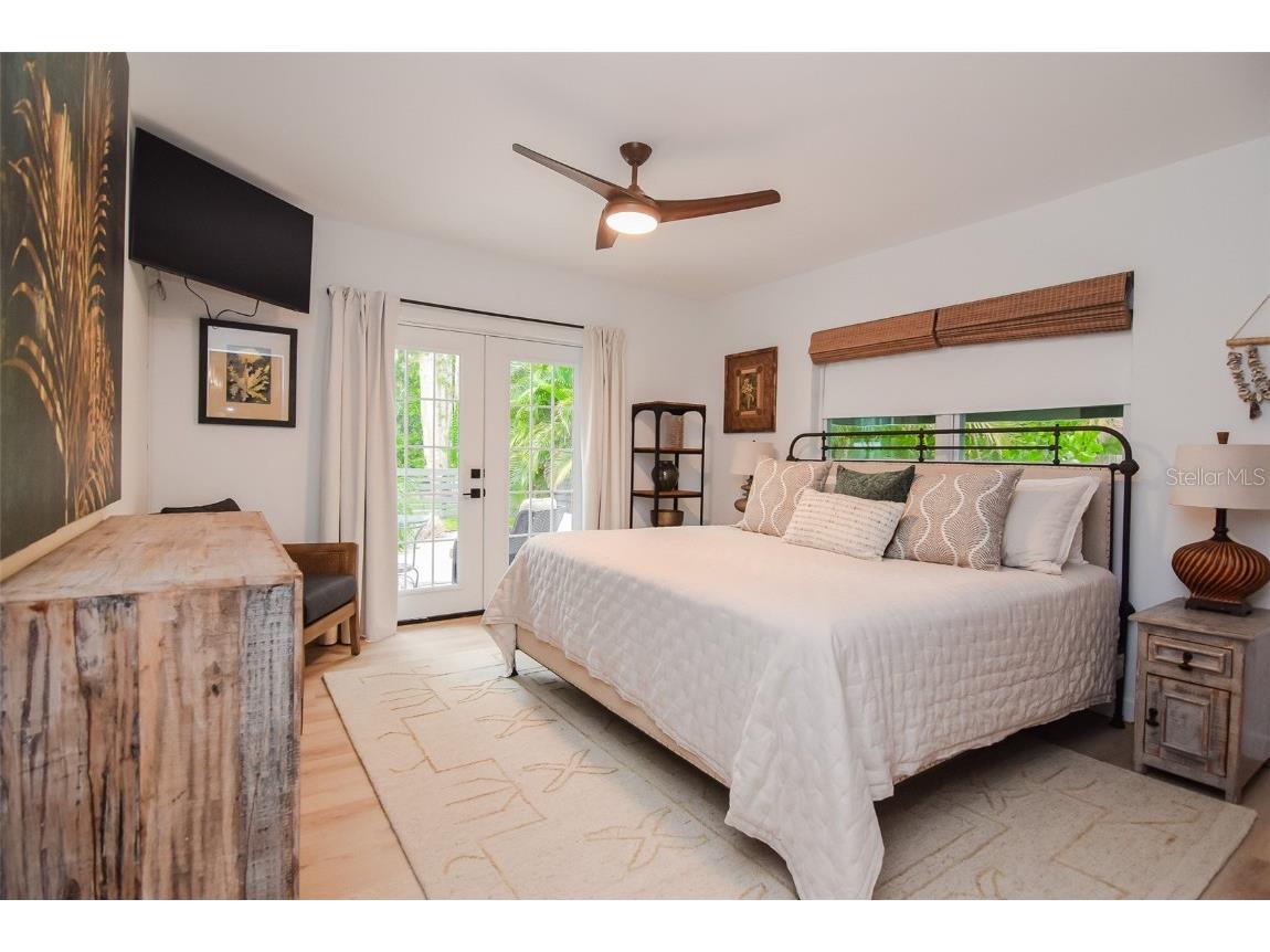 6946 Bougainvilla Avenue S Saint Petersburg FL 33707 TB8438518 image22