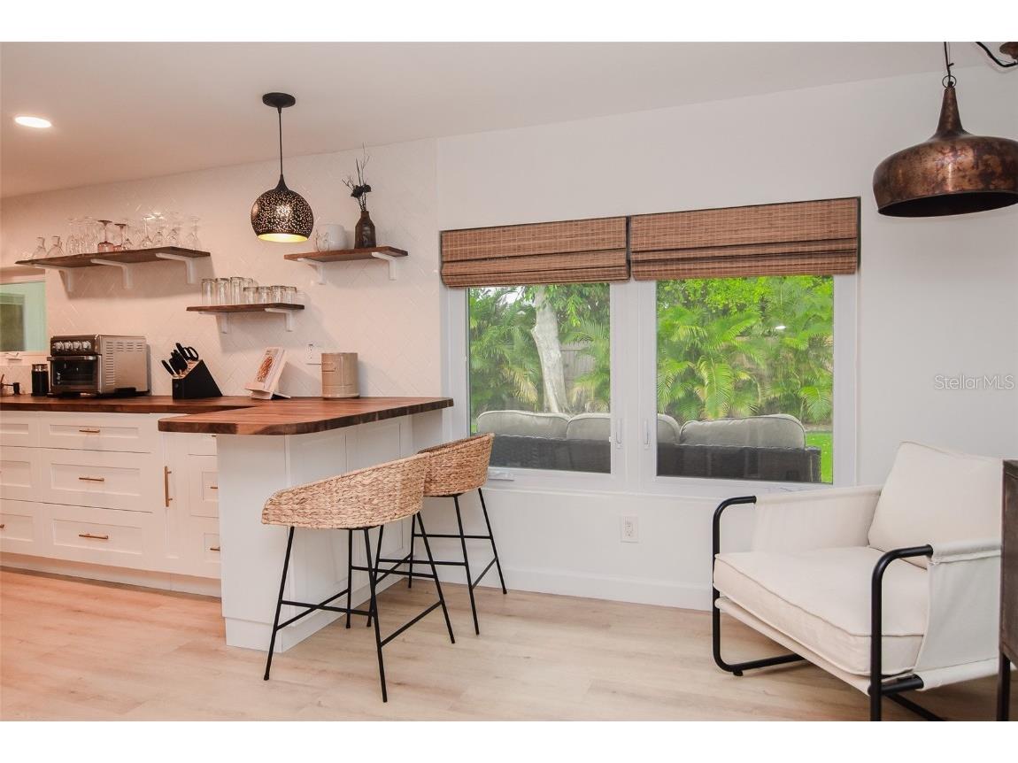 6946 Bougainvilla Avenue S Saint Petersburg FL 33707 TB8438518 image8