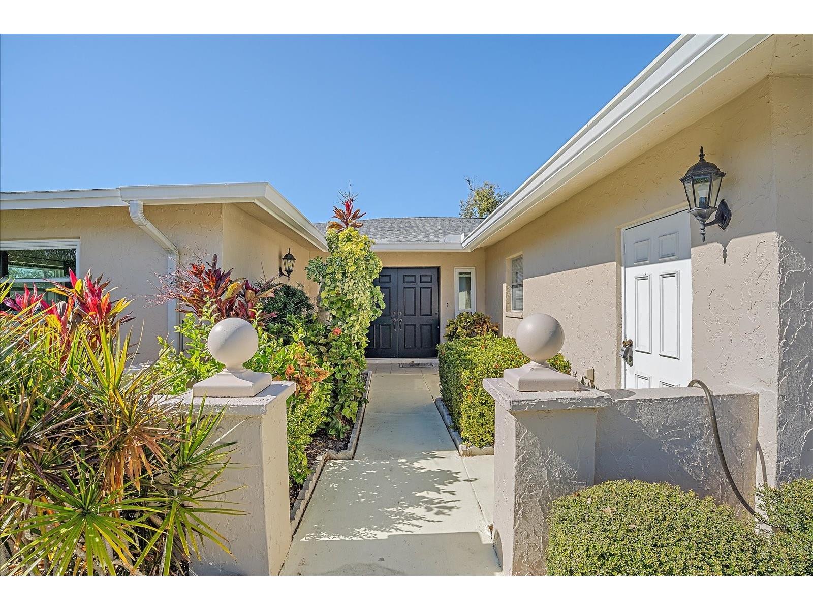 6948 W Country Club Drive N #V-81 Sarasota FL 34243 A4681388 image4