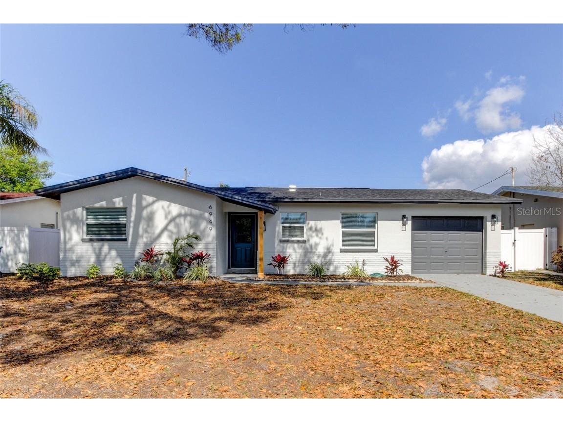 6949 300th Avenue N Clearwater FL 33761 U8191669 image1