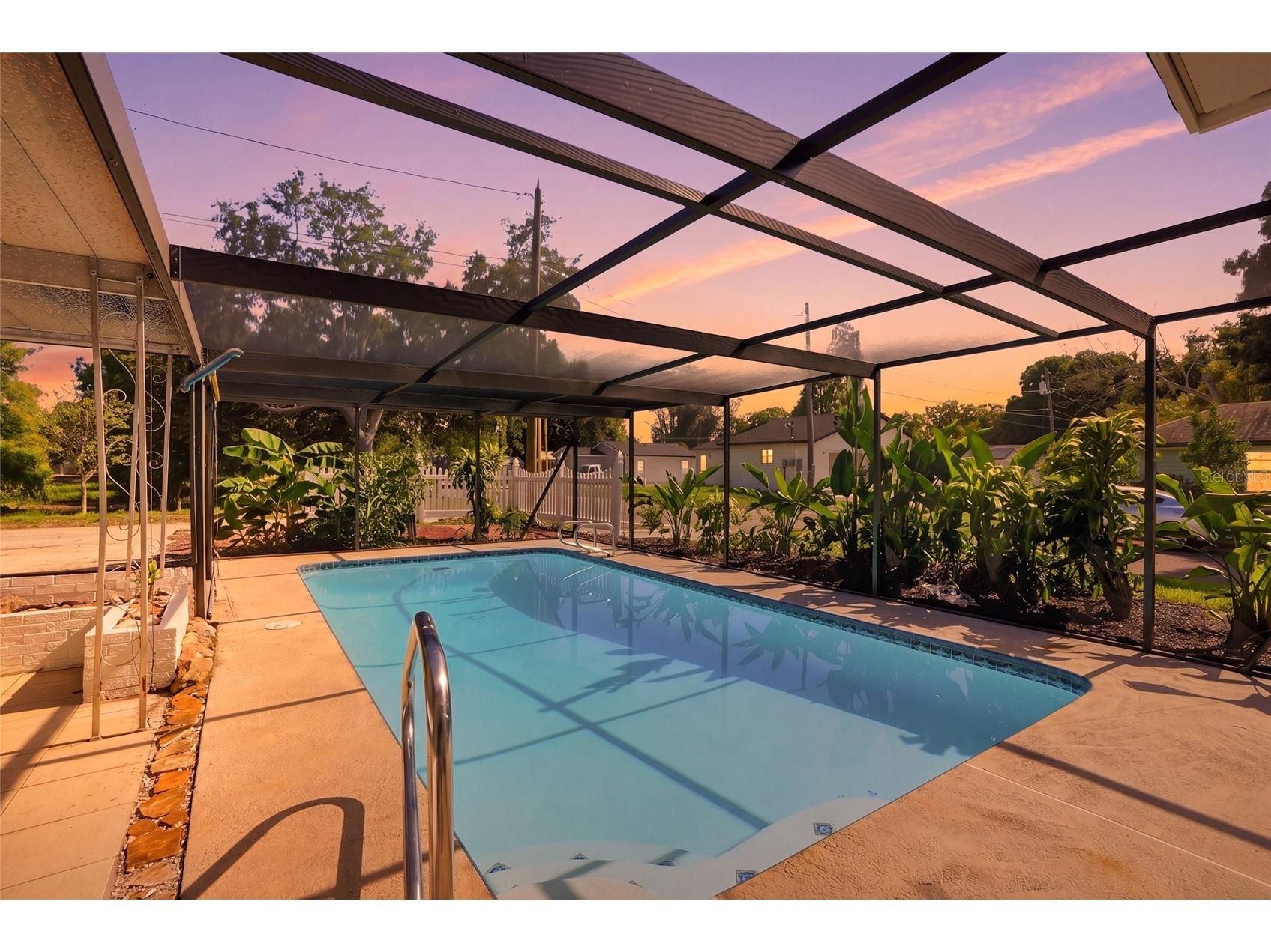 695 41st Street N Saint Petersburg FL 33713 TB8513258 image2