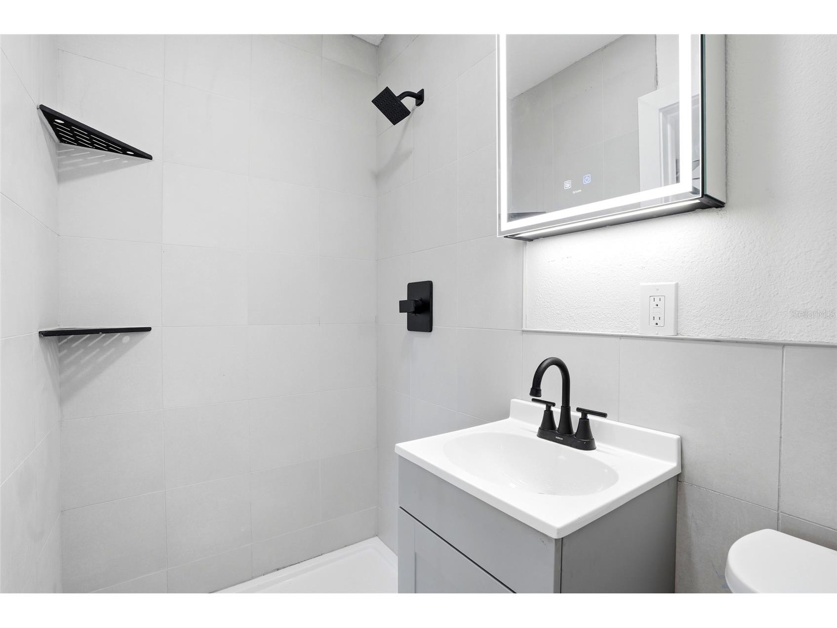 695 41st Street N Saint Petersburg FL 33713 TB8513258 image20