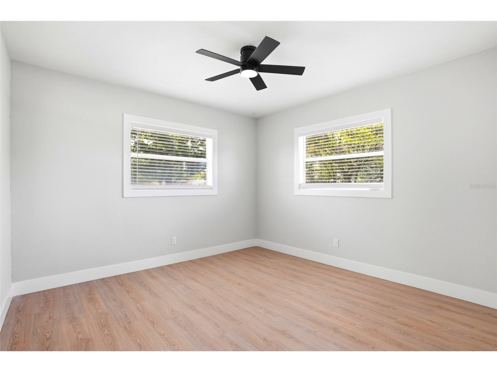 695 41st Street N Saint Petersburg FL 33713 TB8513258 image21
