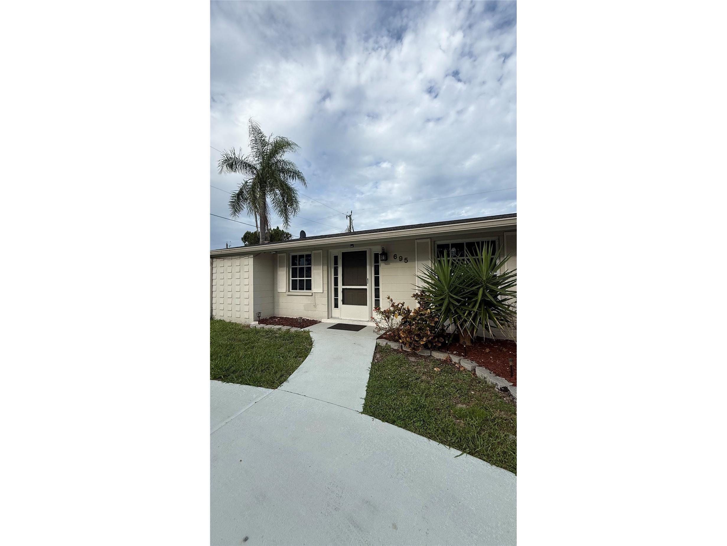 695 Alligator Drive Venice FL 34293 A4695947 image1