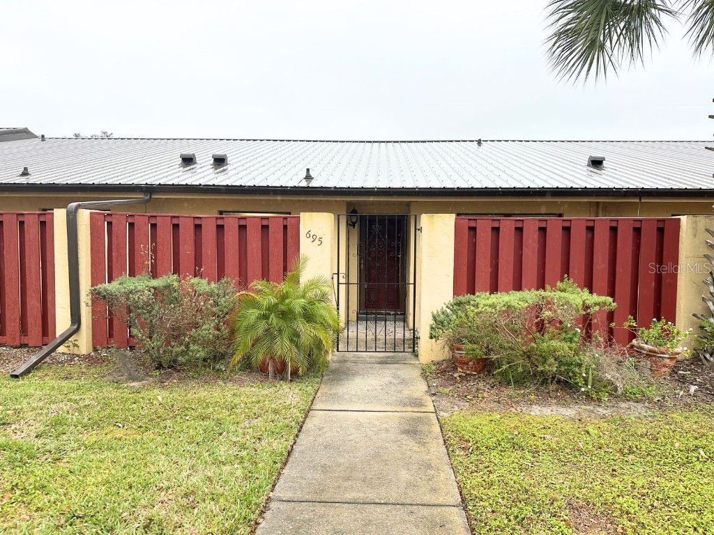 695 Broadmoor Circle Winter Haven FL 33884 P4928797 image1