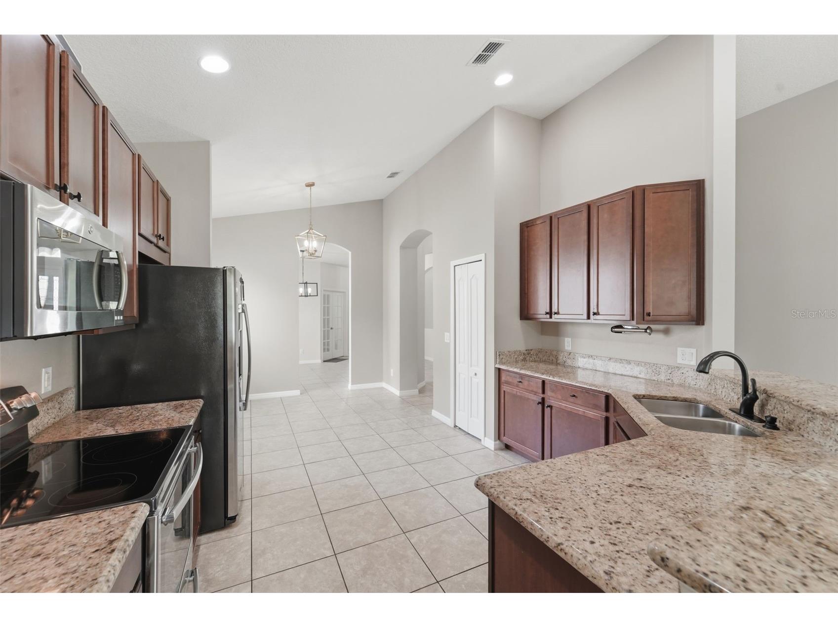 695 Champions Gate Boulevard Deland FL 32724 V4949480 image18