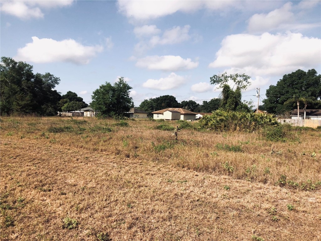 695 Howland Boulevard Deltona FL 32738 V4942287 image8