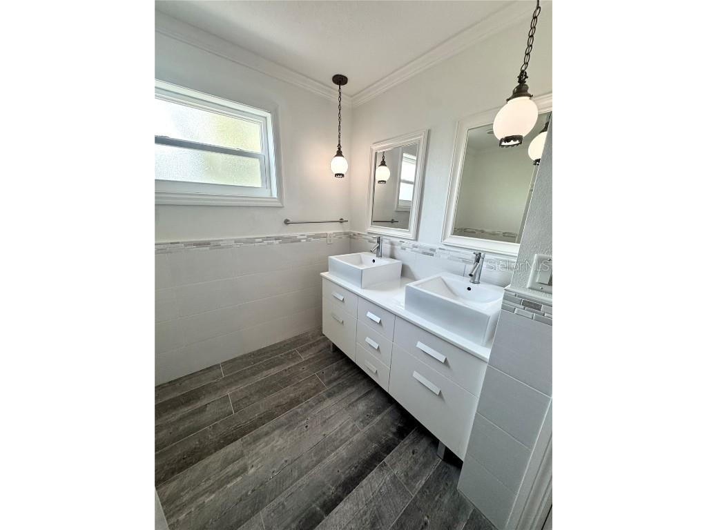 695 Mandalay Avenue Clearwater Beach FL 33767 TB8409927 image23