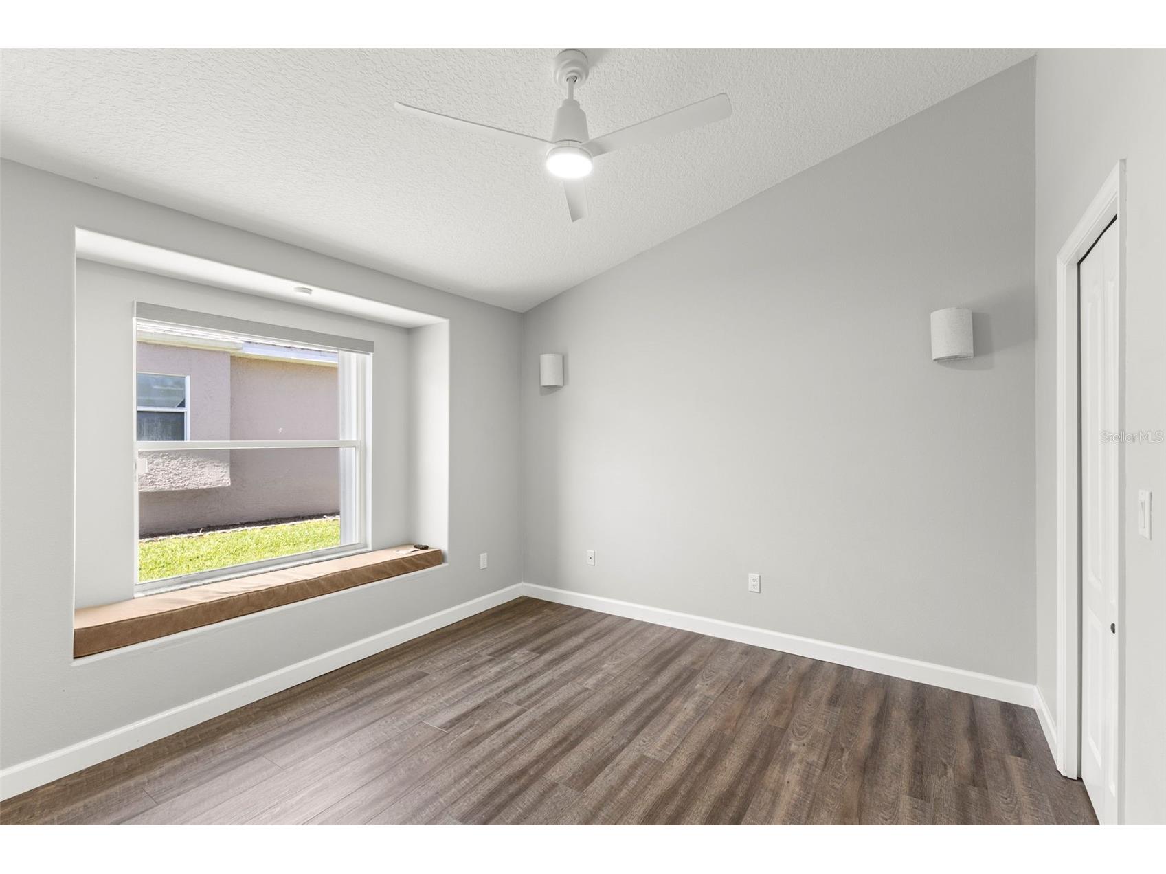 695 Salt Lake Drive Tarpon Springs FL 34689 TB8517655 image55