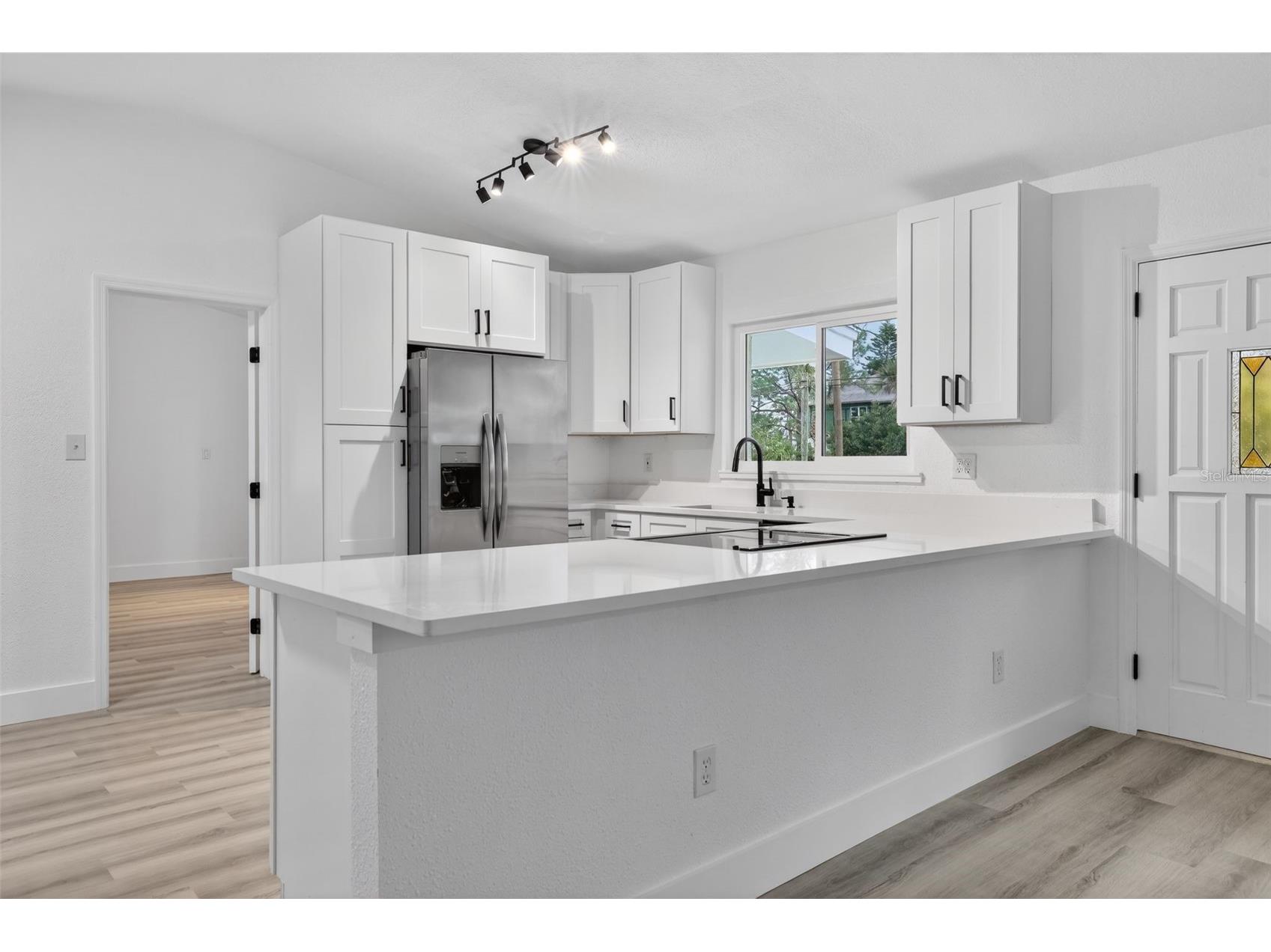 695 Sunset Dr Tarpon Springs FL 34689 TB8486752 image7