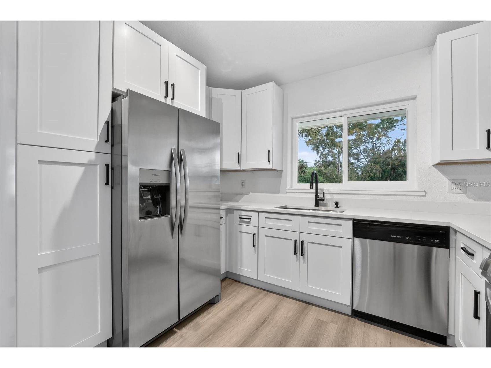 695 Sunset Dr Tarpon Springs FL 34689 TB8486752 image8