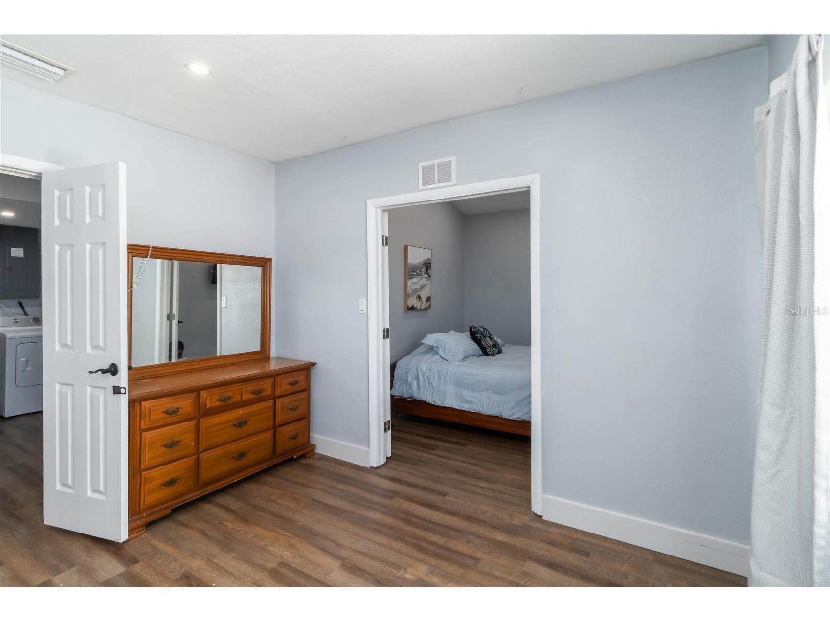 6950 29th Terrace N Saint Petersburg FL 33710 A4685032 image24