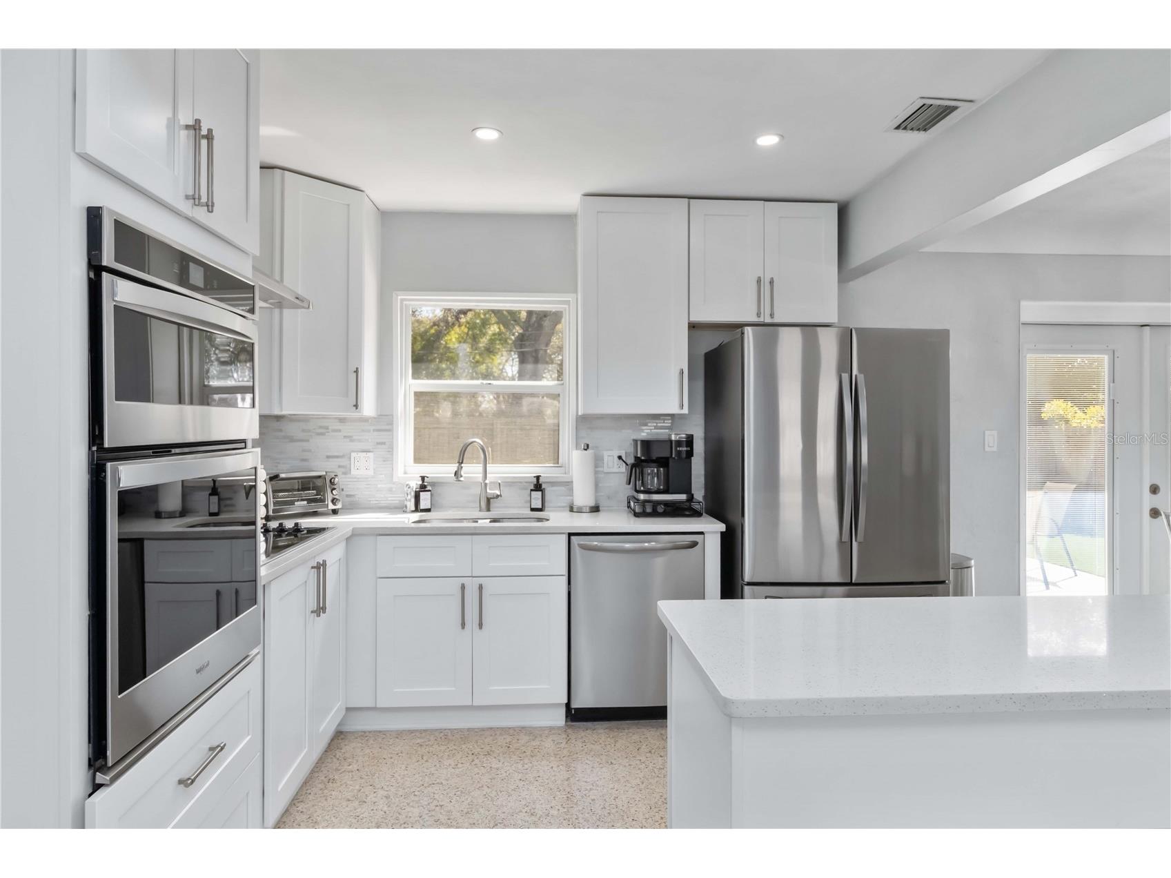 6950 29th Terrace N Saint Petersburg FL 33710 A4685032 image43