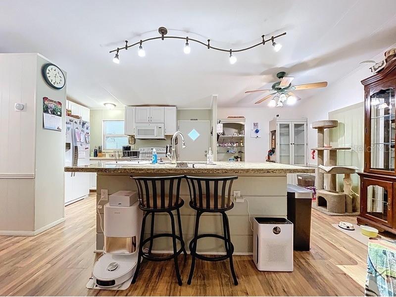 6950 46th Avenue N #27 Saint Petersburg FL 33709 TB8407857 image2