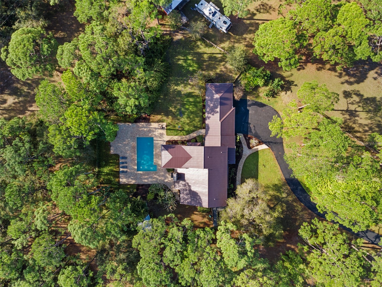 6950 El Dorado Drive Sarasota FL 34240 A4679055 image3