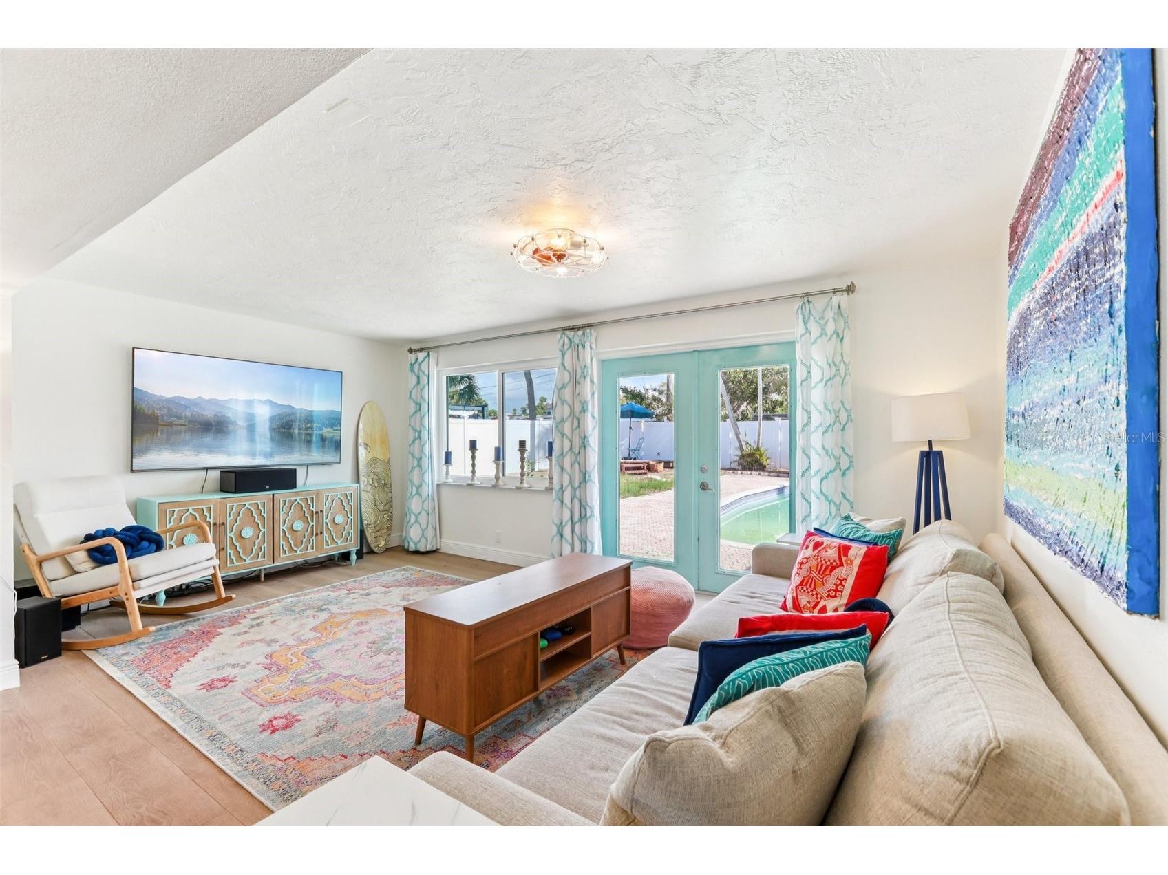 6950 Grande Vista Way S Saint Petersburg FL 33707 TB8484896 image8