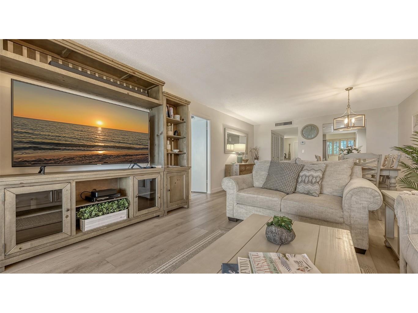 6951 Gulf Of Mexico Drive #14 Longboat Key FL 34228 - GULF OF MEXICO A4648003 image8