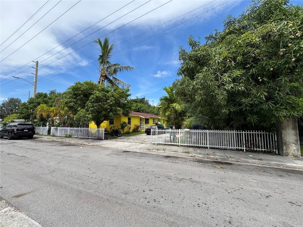 6951 NW 5th Court Miami FL 33150 TB8405925 image1