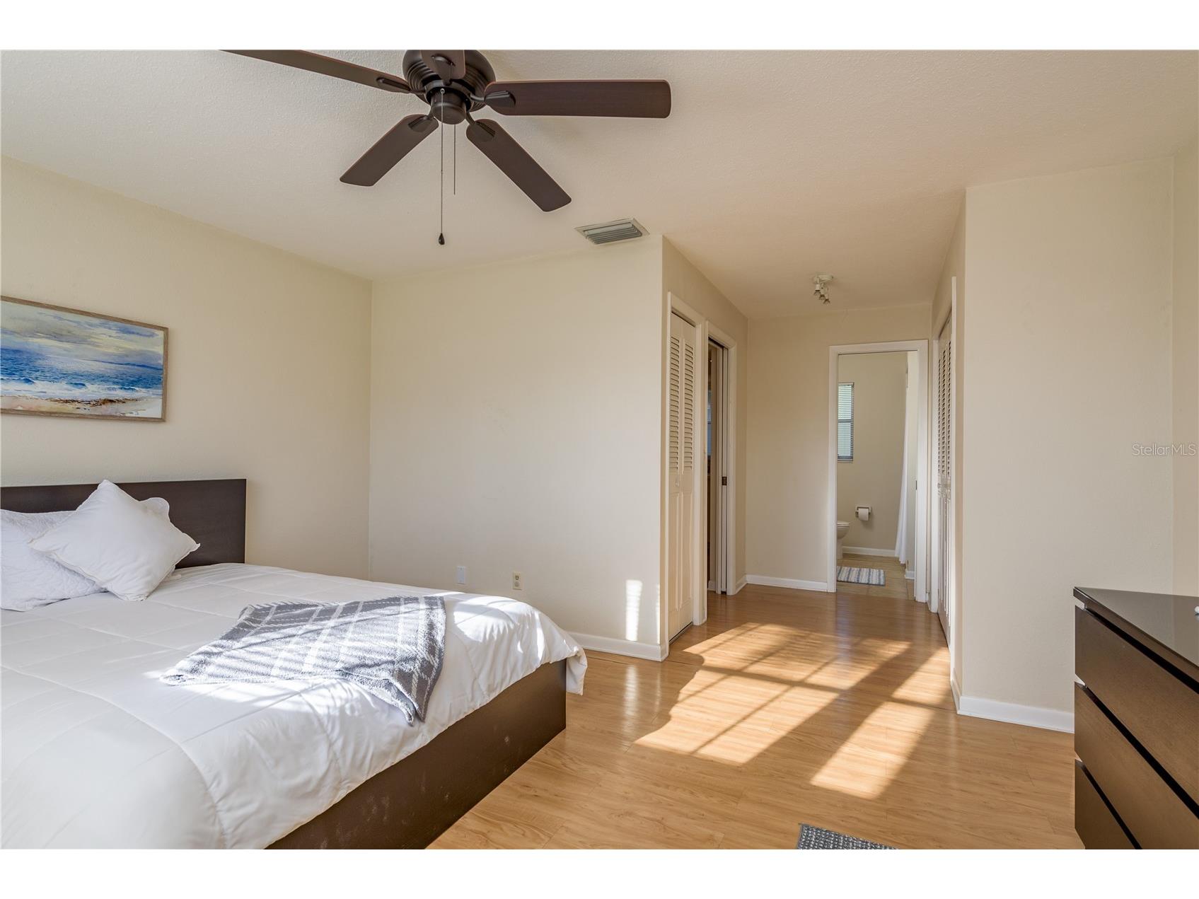 6952 122nd Street Seminole FL 33772 TB8469873 image15