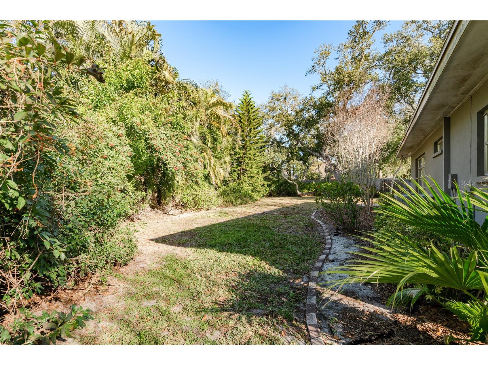 6952 122nd Street Seminole FL 33772 TB8469873 image24
