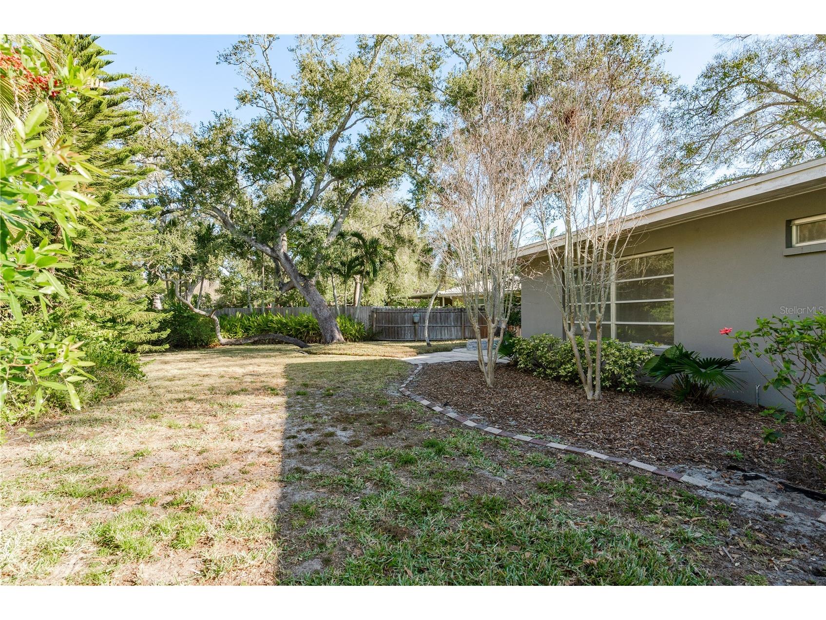 6952 122nd Street Seminole FL 33772 TB8469873 image25
