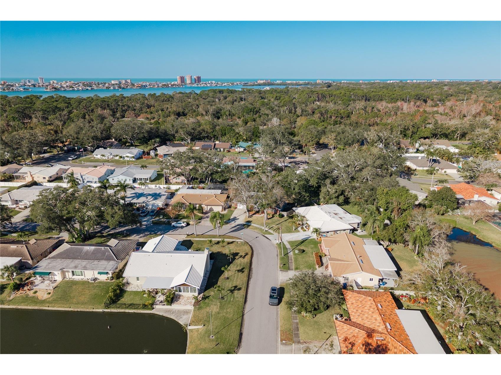 6952 122nd Street Seminole FL 33772 TB8469873 image31