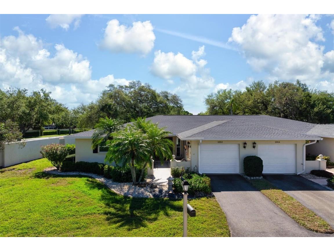 6952 West Country Club Drive N #R-3 Sarasota FL 34243 A4604354 image1