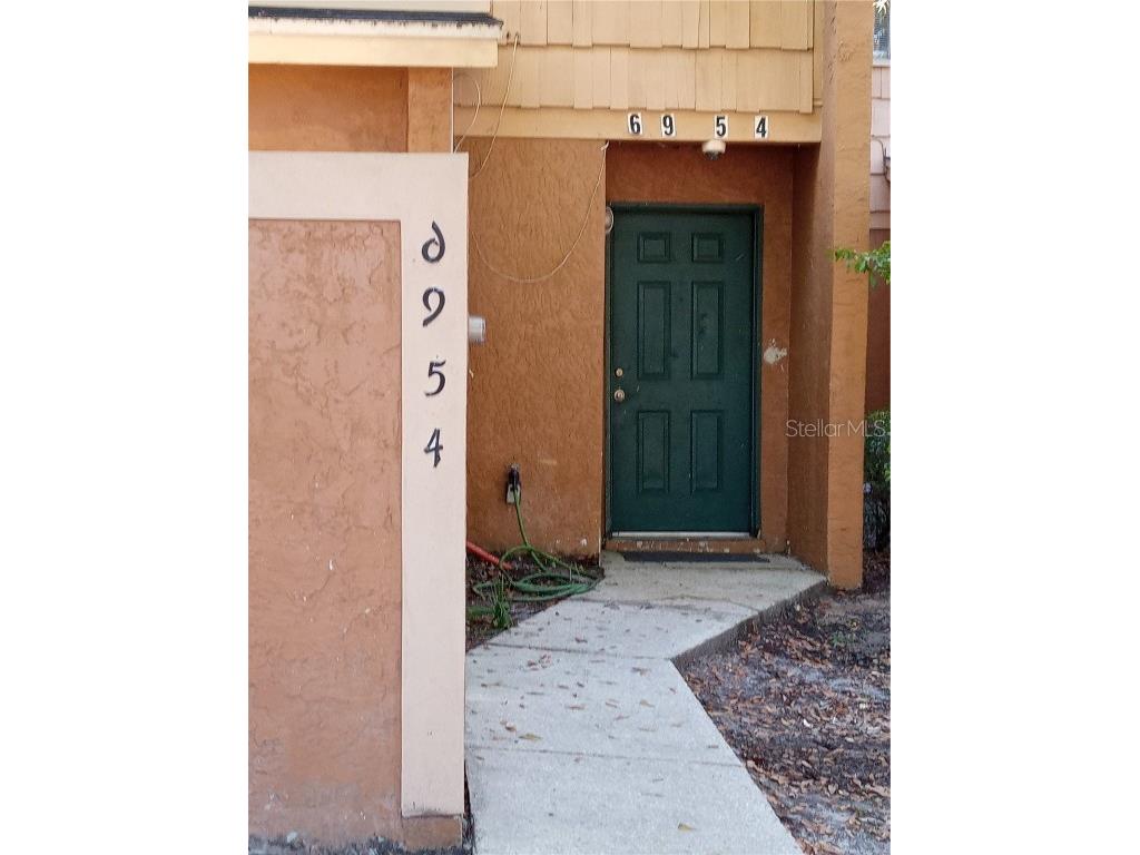 6954 Trout Street Tampa FL 33617 L4957495 image2