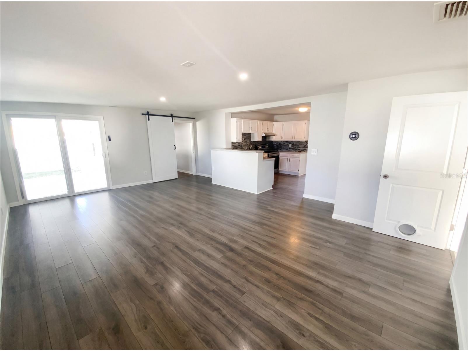 6955 80th Avenue N Pinellas Park FL 33781 O6378401 image3