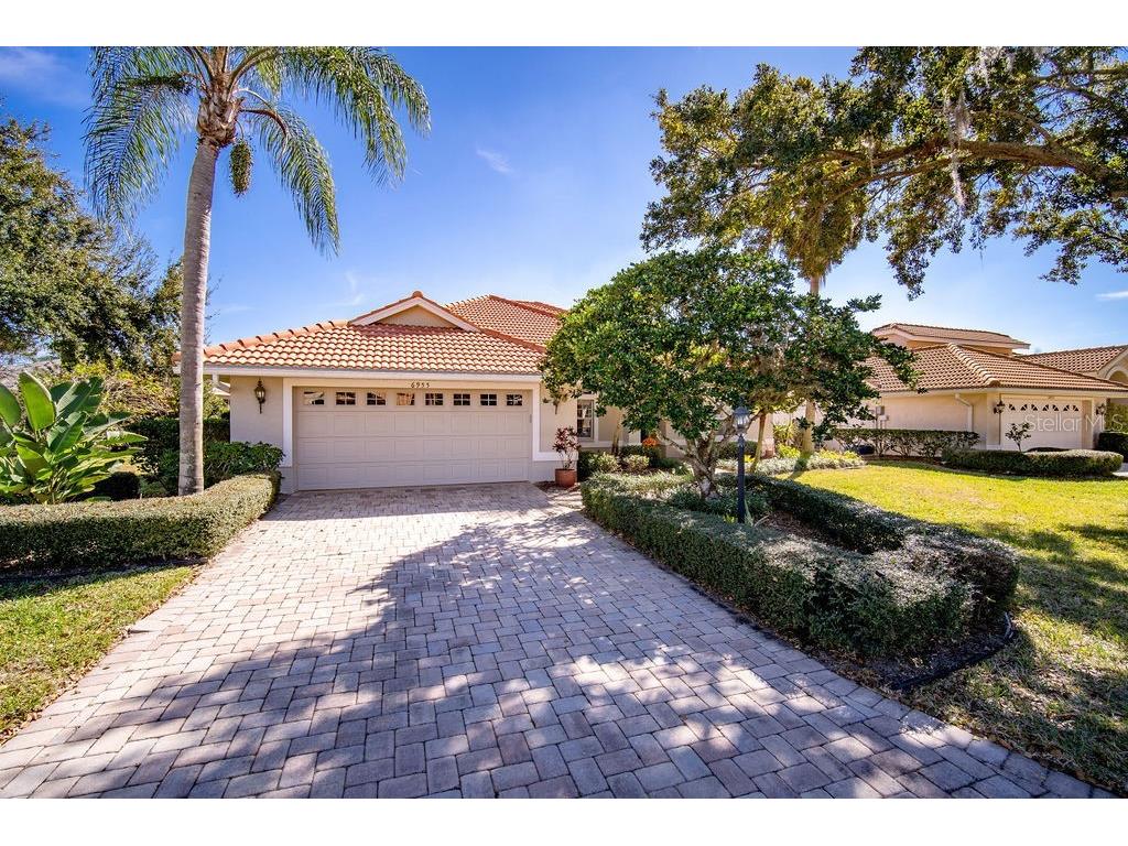 6955 Stetson Street Circle Sarasota FL 34243 A4523046 image1