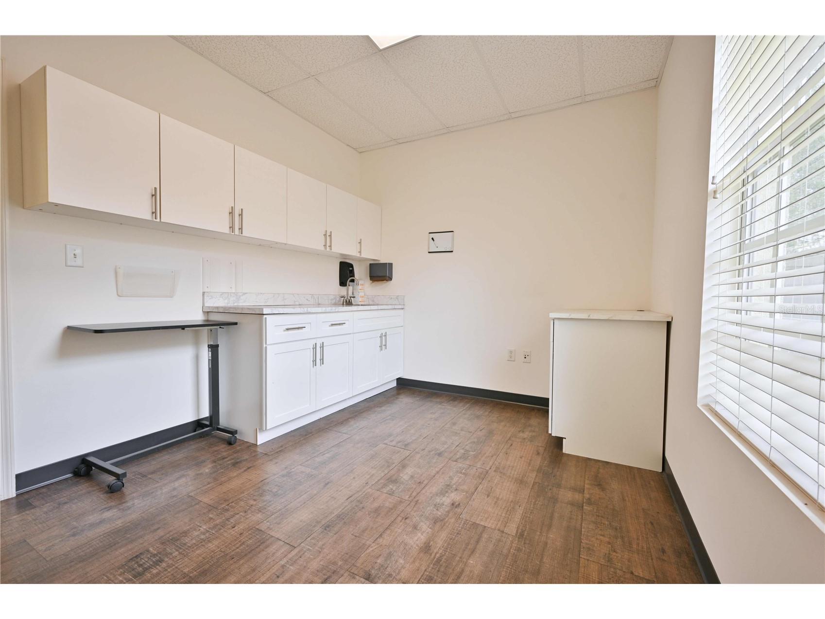 6957 E Fowler Avenue Tampa FL 33617 TB8511402 image16