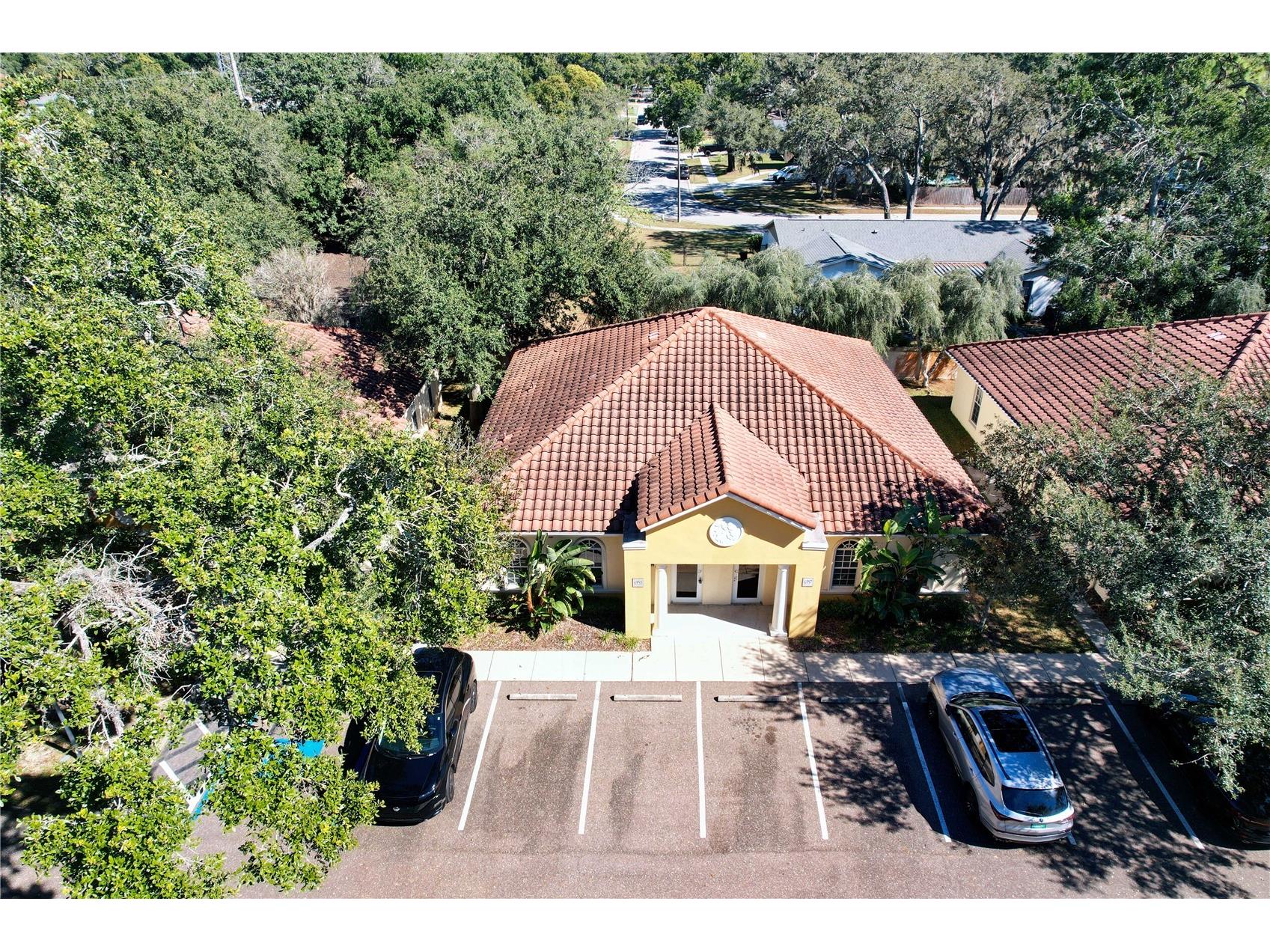 6957 E Fowler Avenue Tampa FL 33617 TB8511402 image2