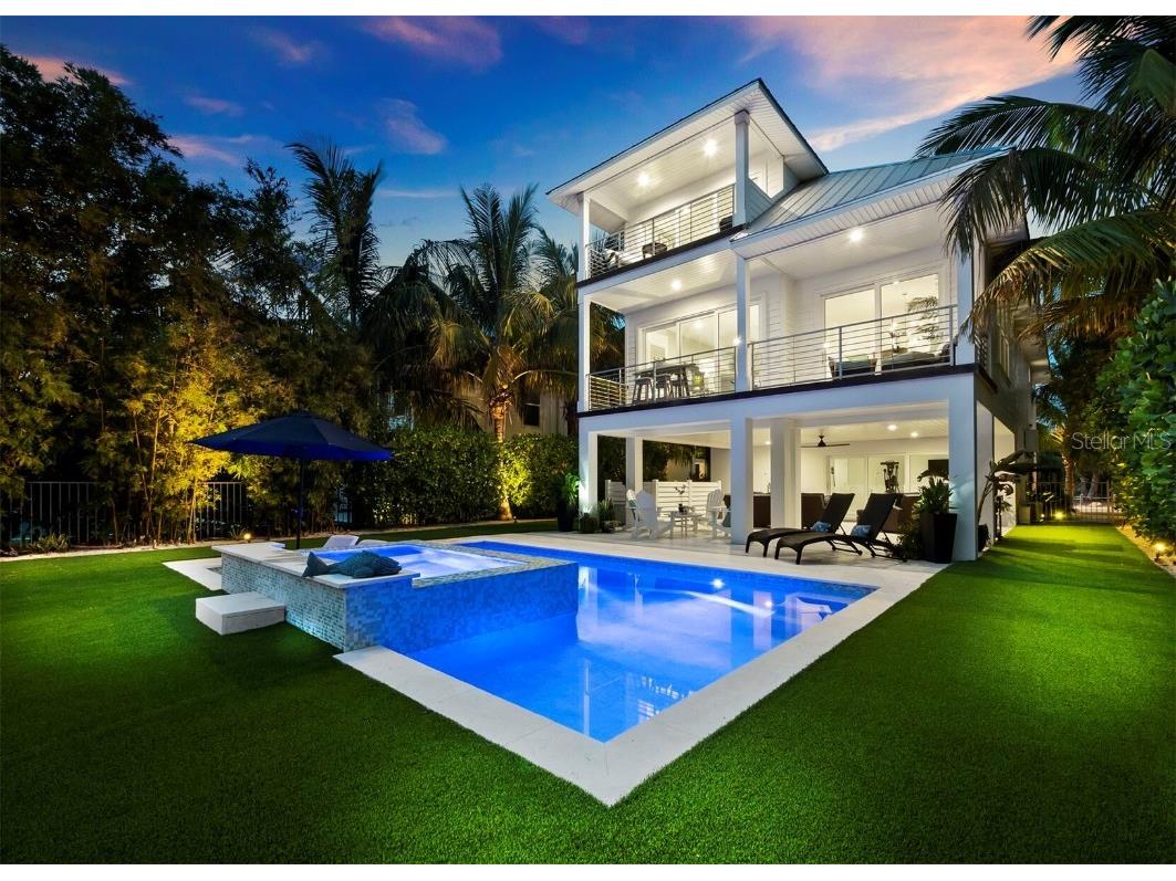 6957 Longboat Drive S Longboat Key FL 34228 - SARASOTA BAY GULF OF MEXICO A4586253 image1