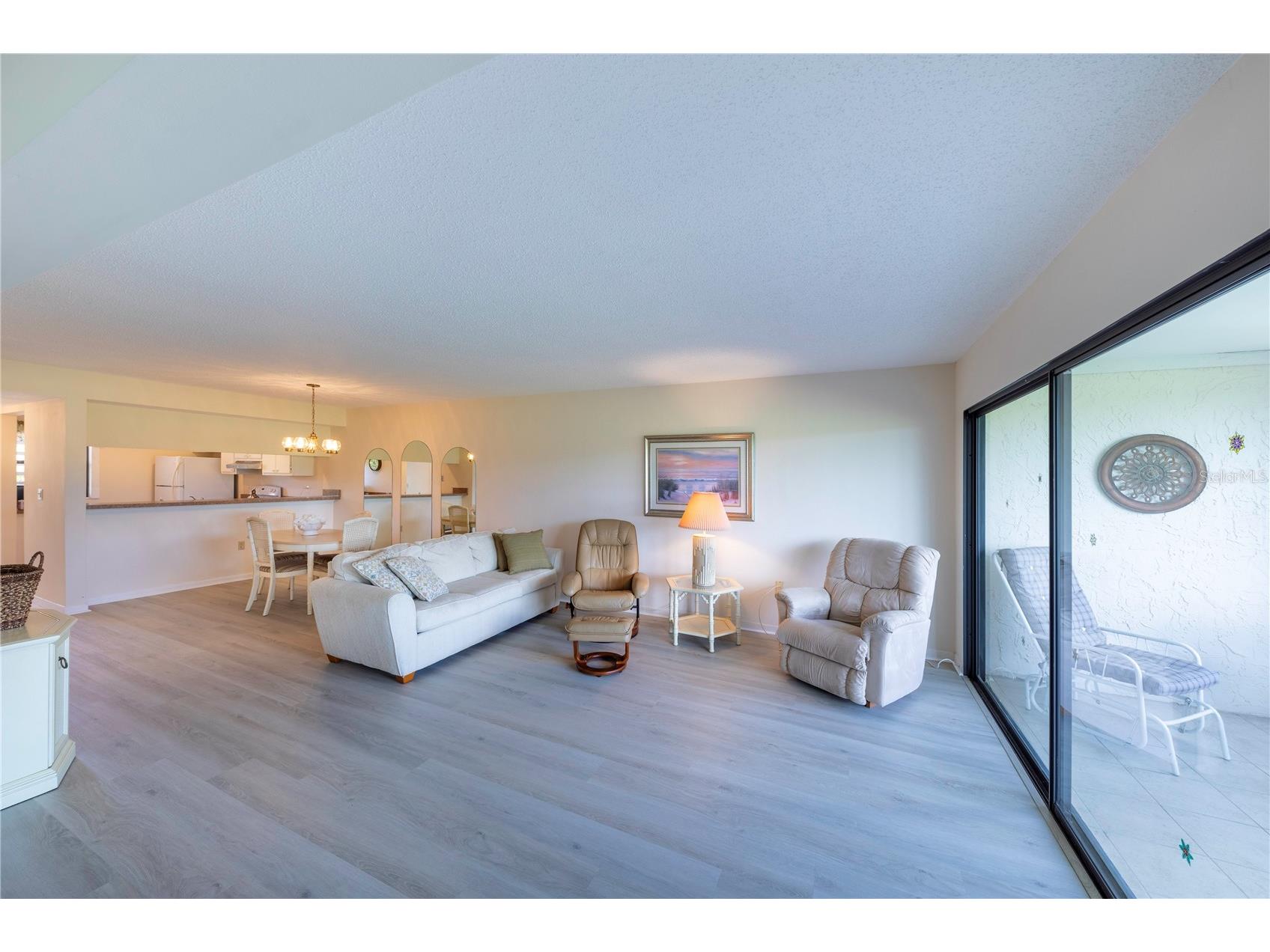 696 Bird Bay Drive W #138 Venice FL 34285 N6142898 image6
