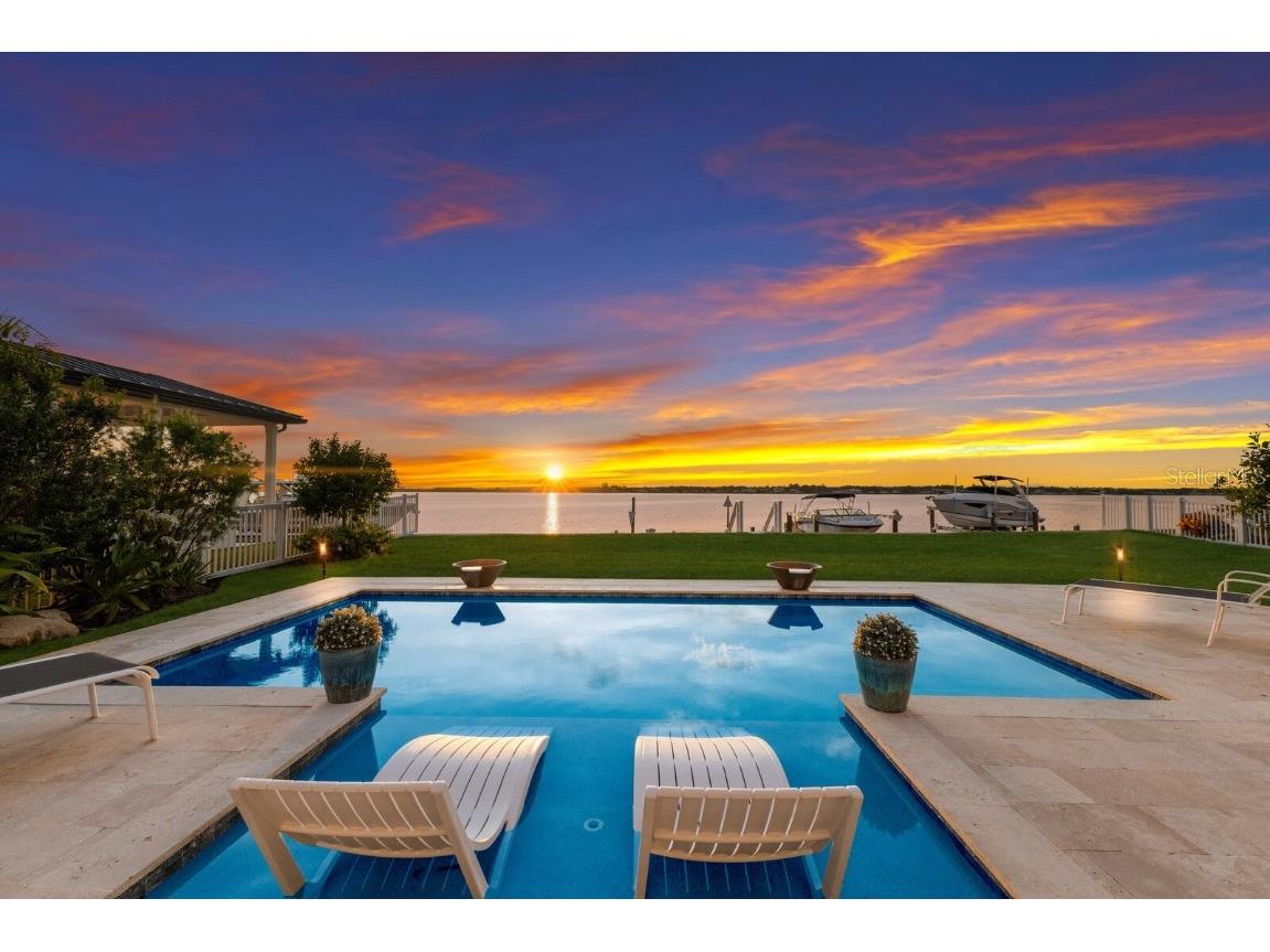 696 Regatta Way Bradenton FL 34208 A4637770 image1