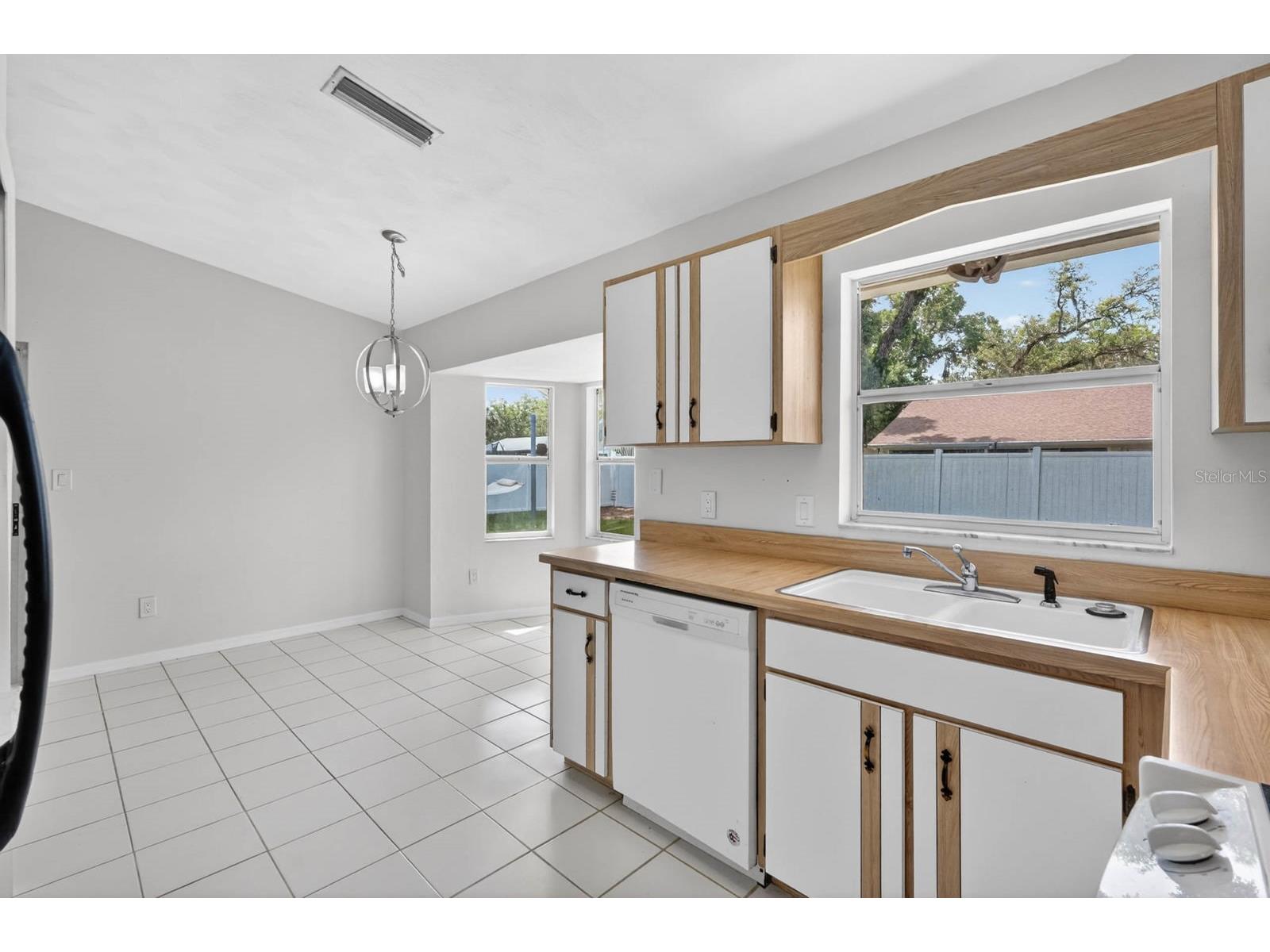 696 Saybrook Street Port Orange FL 32127 V4948892 image18