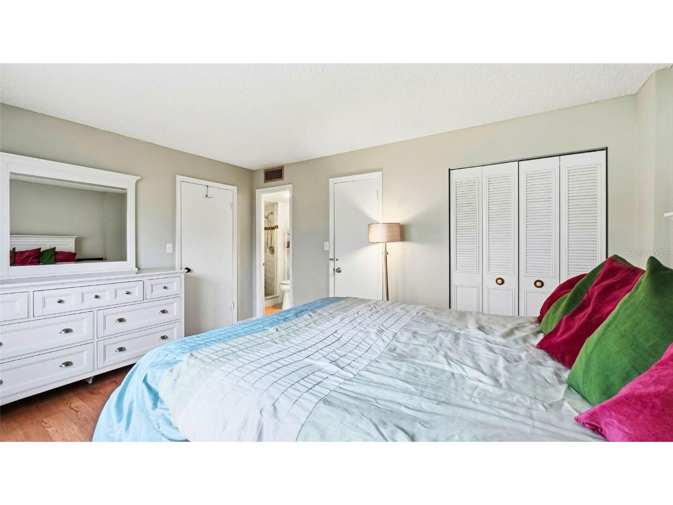 6960 20th Ave N #109 Saint Petersburg FL 33710 TB8457565 image13