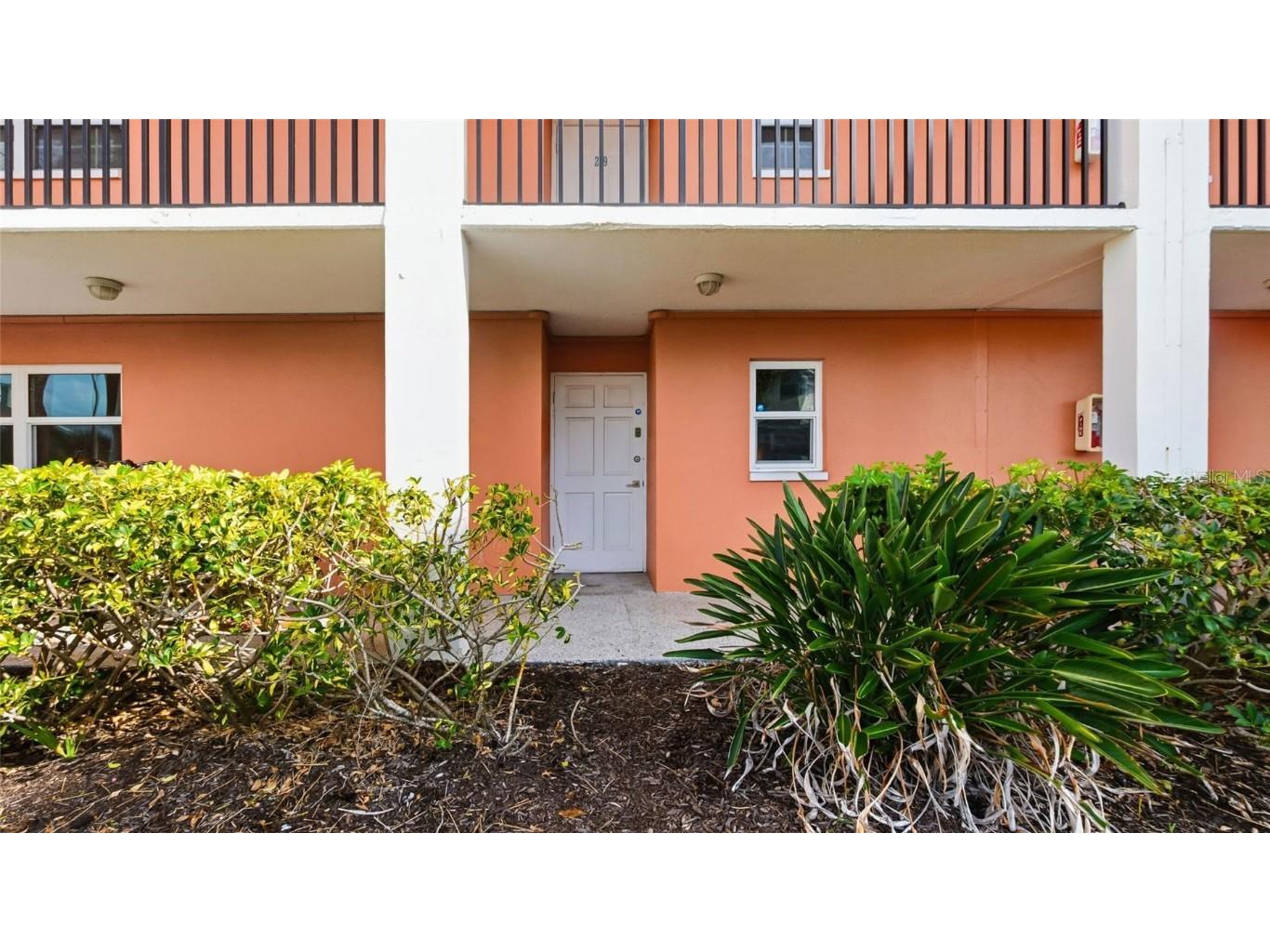 6960 20th Ave N #109 Saint Petersburg FL 33710 TB8457565 image2