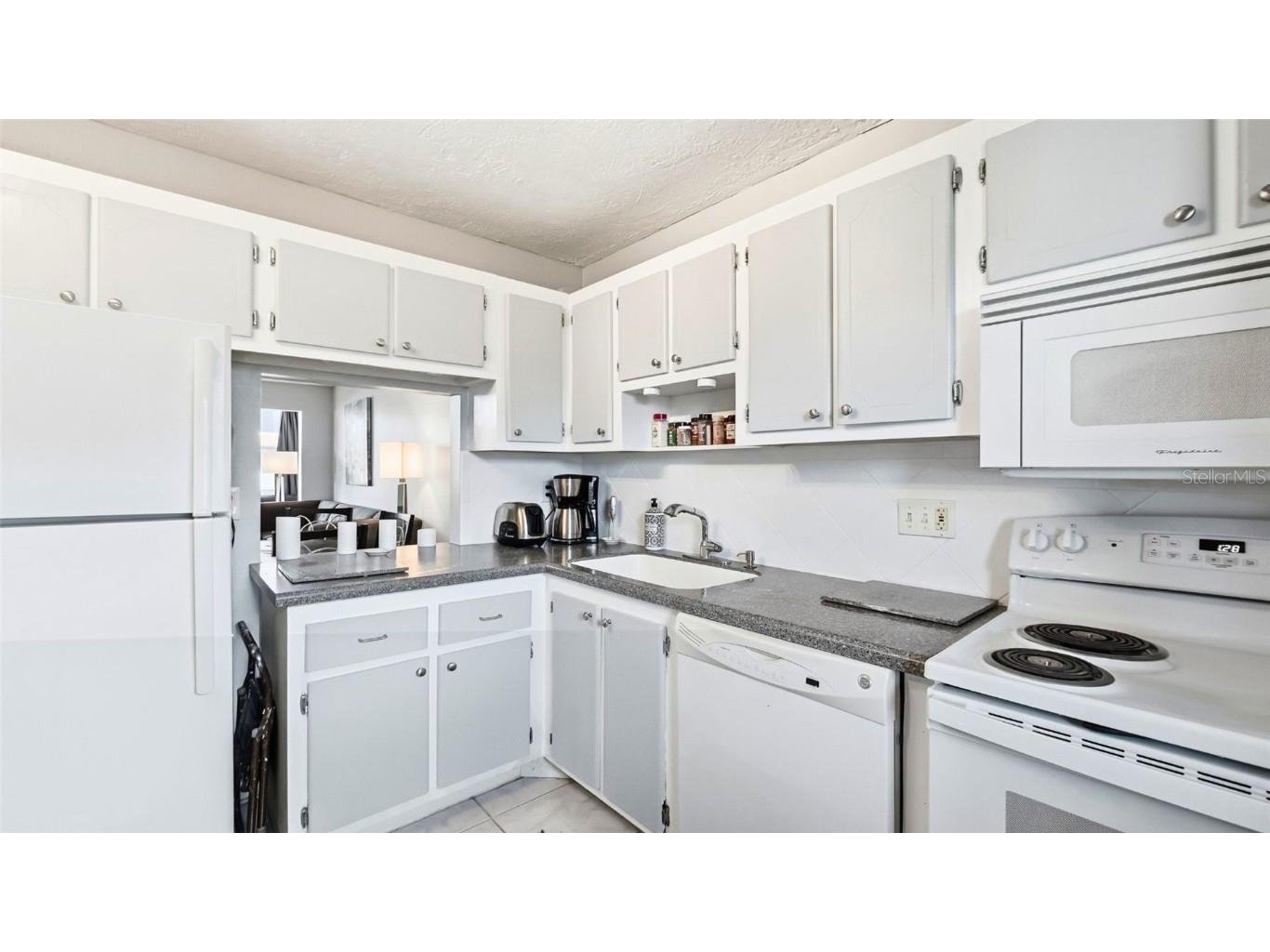 6960 20th Ave N #109 Saint Petersburg FL 33710 TB8457565 image5