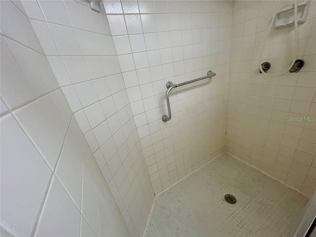 6960 20th Avenue N #301 Saint Petersburg FL 33710 TB8450197 image31