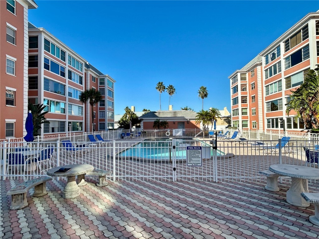 6960 20th Avenue N #301 Saint Petersburg FL 33710 TB8450197 image37