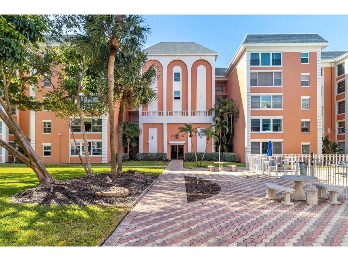 6960 20th Avenue N #409 Saint Petersburg FL 33710 U8226184 image1