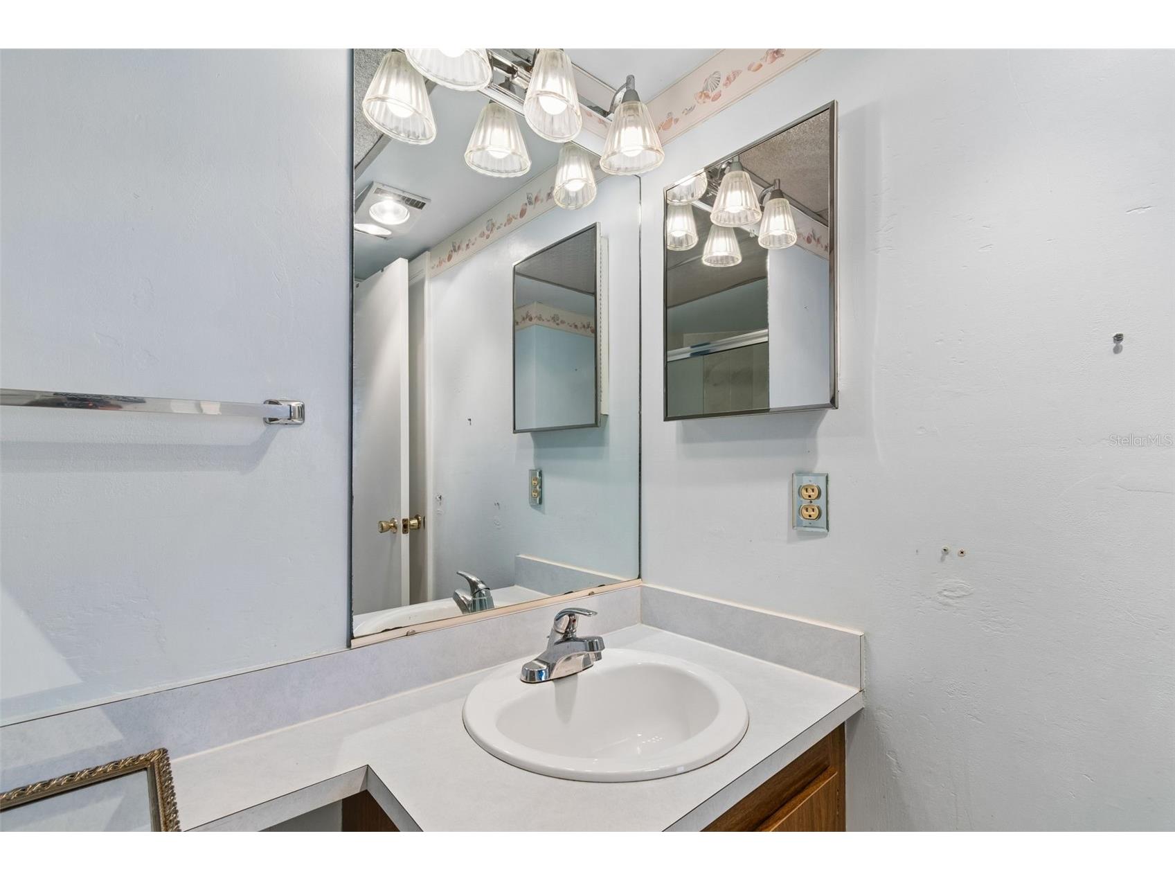 6960 20th Avenue N #501 Saint Petersburg FL 33710 TB8506212 image35